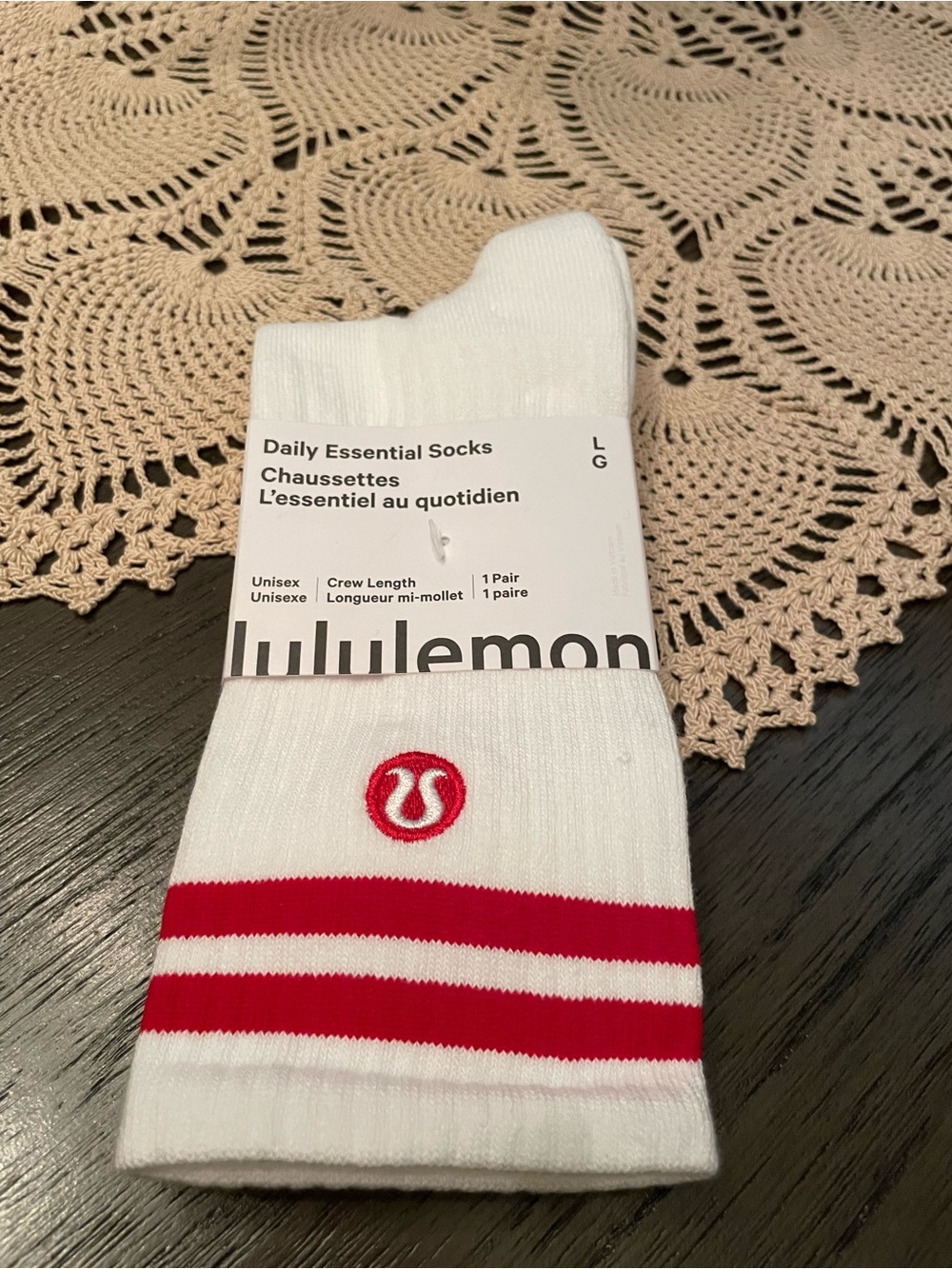 lululemon athletica daily essential socks